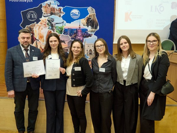 _D8A7650_Easy-Resize.com