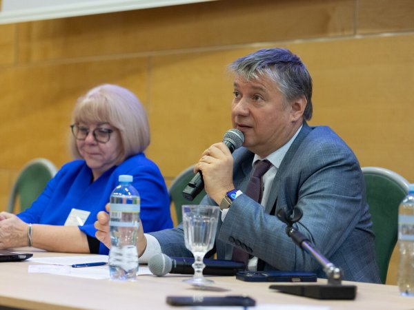 2T8A6460_Easy-Resize.com