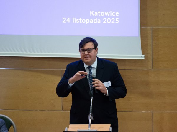 2T8A6574_Easy-Resize.com