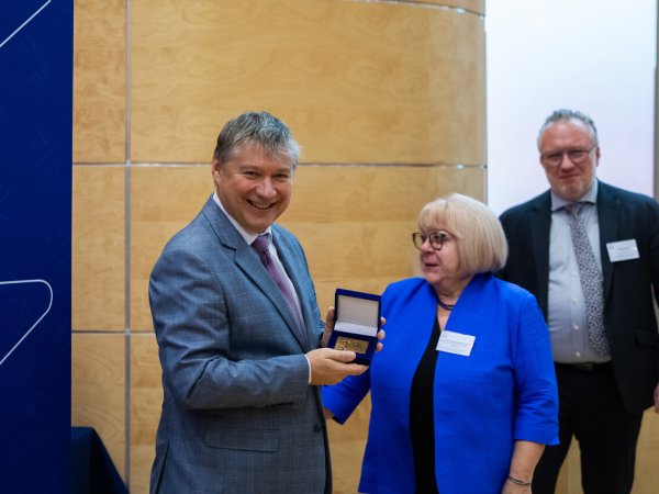 2T8A6231_Easy-Resize.com