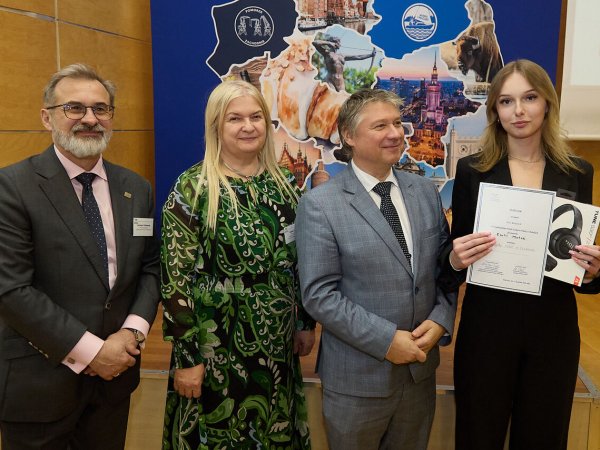 _D8A7591_Easy-Resize.com