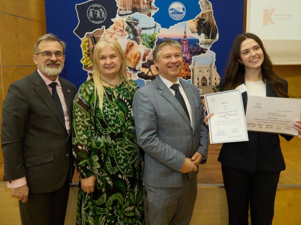 _D8A7637_Easy-Resize.com