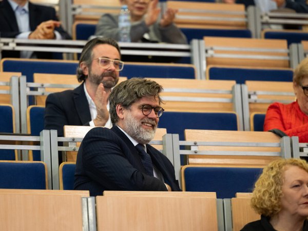 2T8A5973_Easy-Resize.com